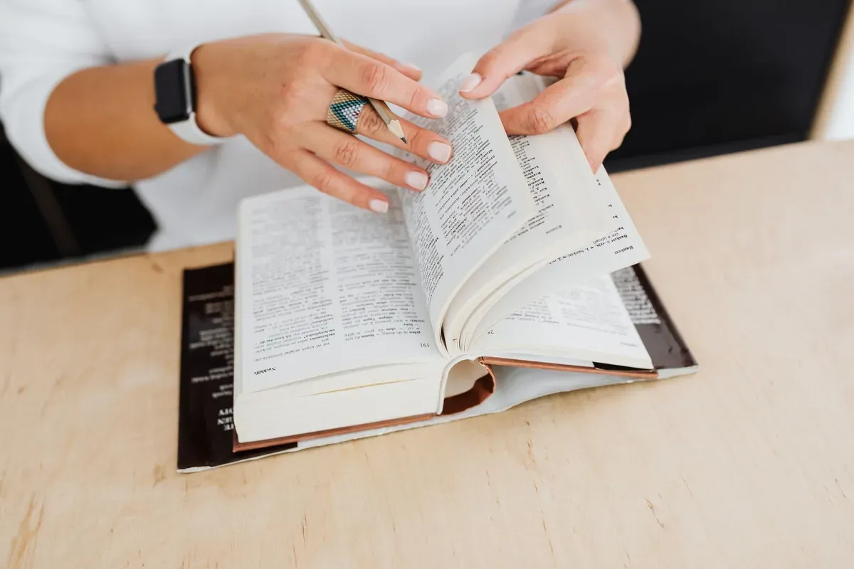 Italian Noun Gender: Rules, Endings & Exceptions